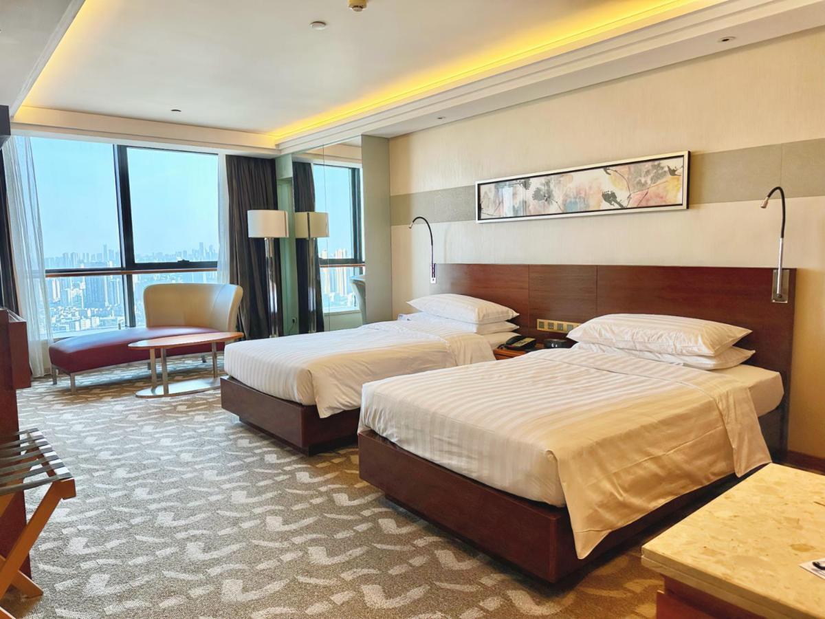 Swissotel Foshan, Guangdong - Free Shuttle To Canton Fair Exterior photo