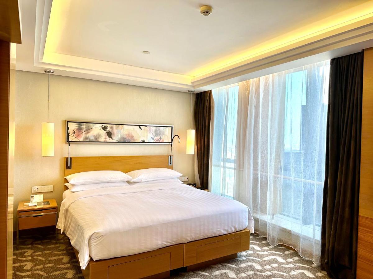 Swissotel Foshan, Guangdong - Free Shuttle To Canton Fair Exterior photo