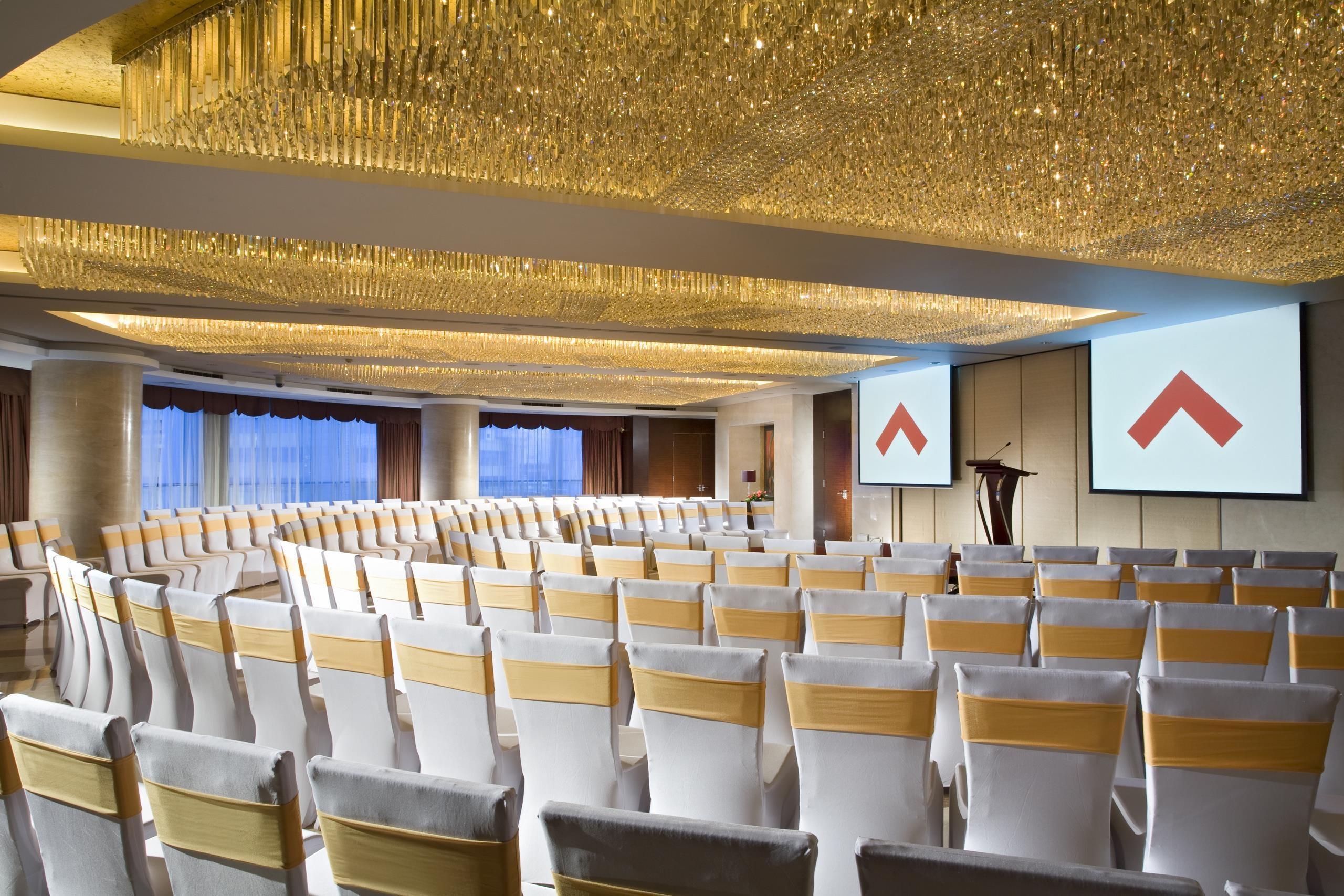 Swissotel Foshan, Guangdong - Free Shuttle To Canton Fair Business photo